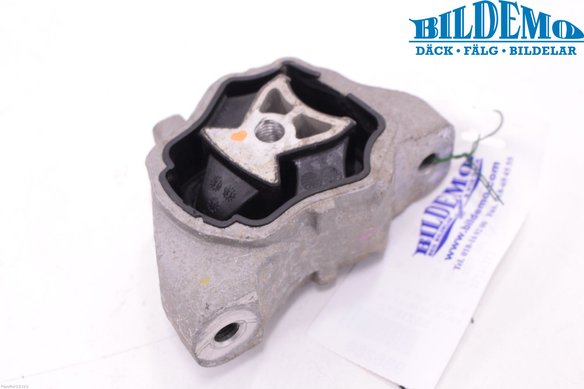 Volvo XC70 14-16 Växellådsfäste