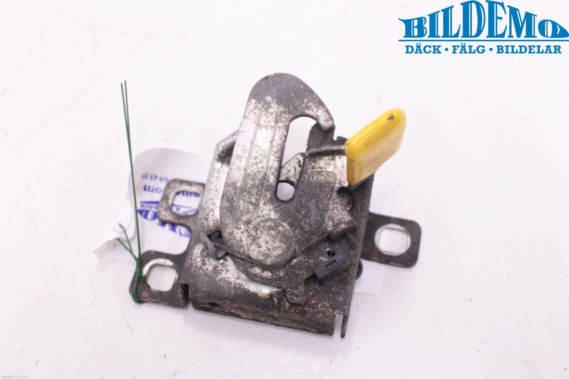 Alfa GIULIETTA Huvlås