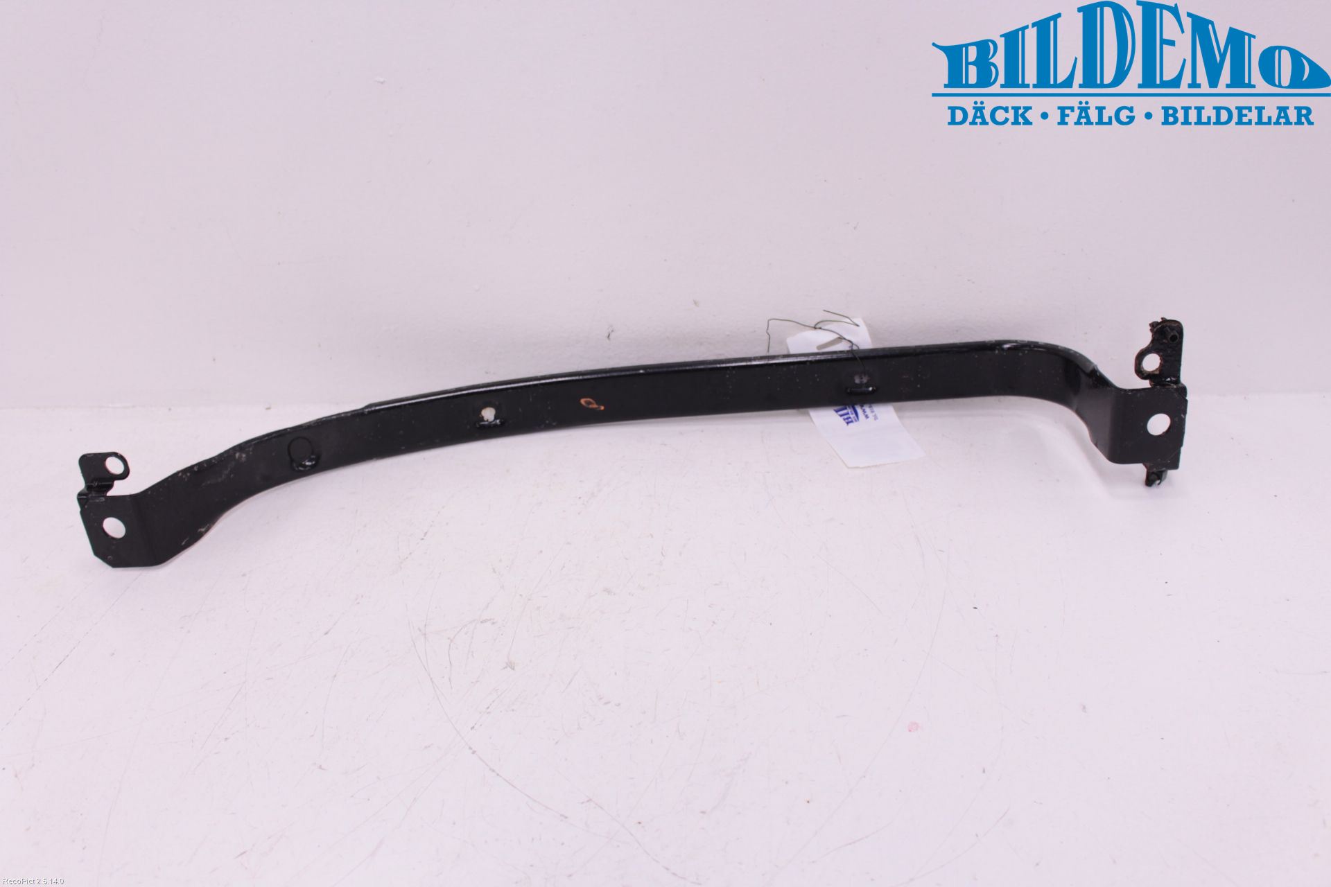 Volvo XC70 14-16 Bränsletanksband