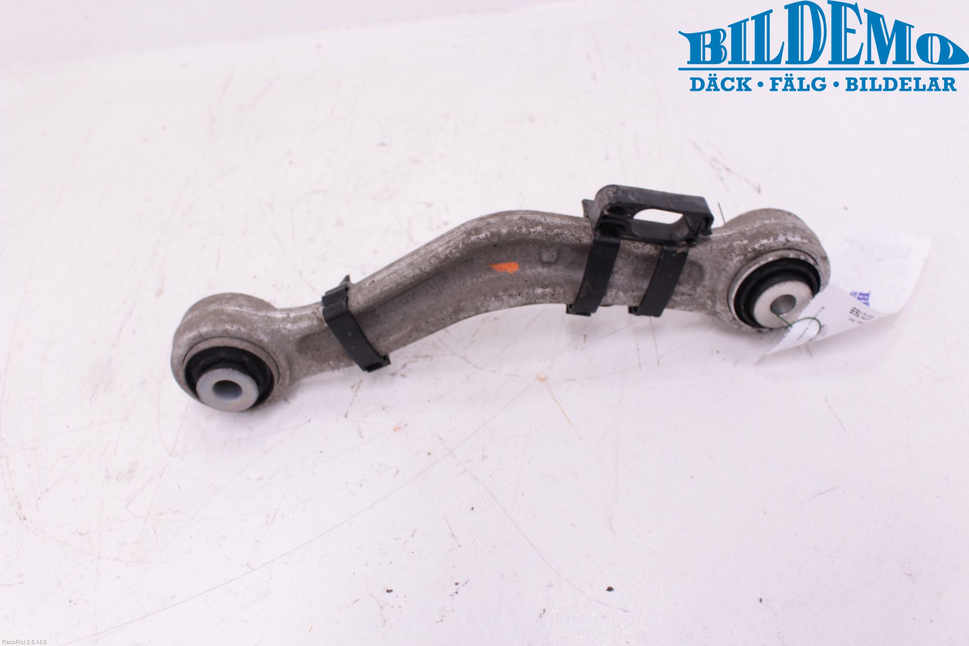 BMW 5 F10/F11/F18 09-17 Bärarm Bak Övre Höger