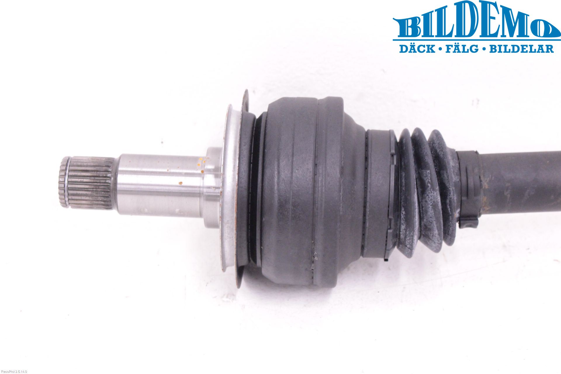 Mercedes-Benz MB CLS (C218/X218) 11-17 Drivaxel Bak Vänster