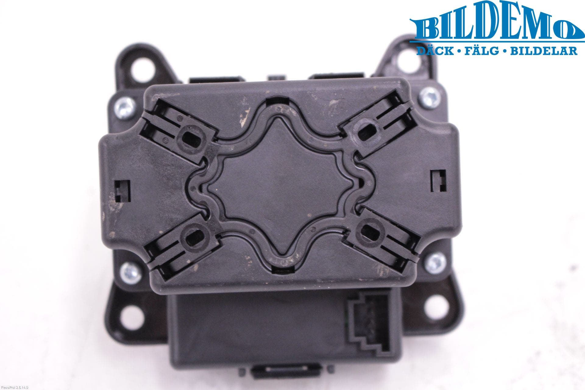 Mercedes-Benz MB E-KLASS (W212) 09-16 Strömställare Färddator