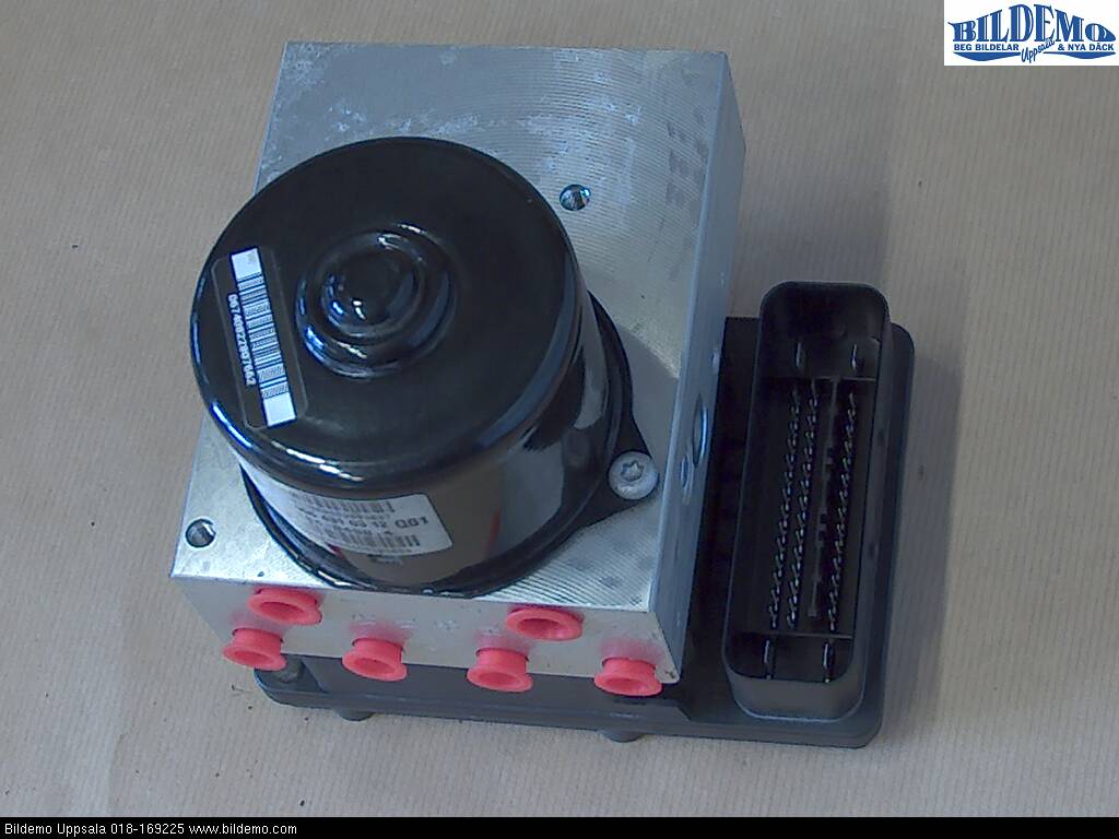Mercedes-Benz MB C (203) 00-07 Abs Hydraulaggregat