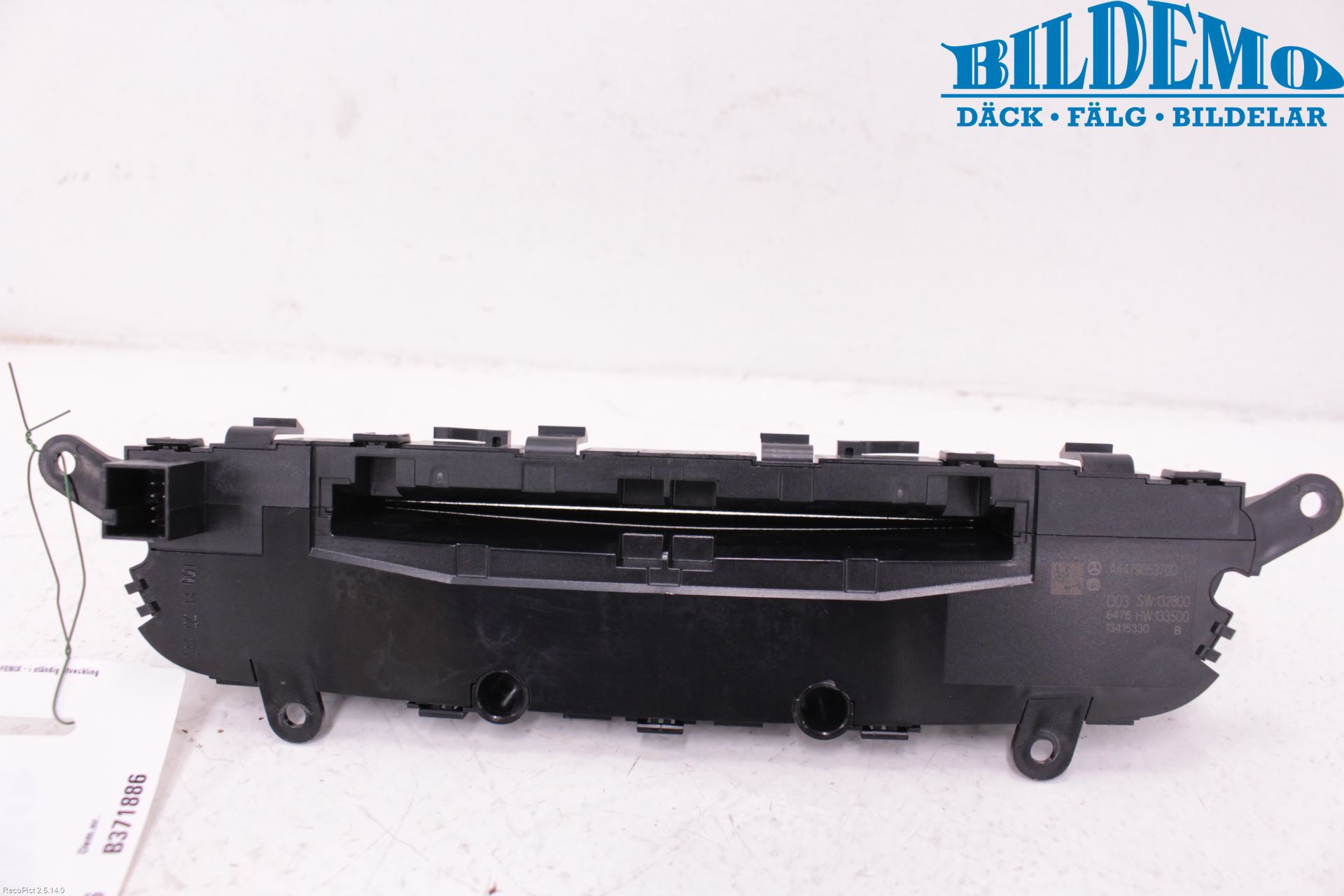 Mercedes-Benz MB VITO/V-KLASS (W640,W447,W448) 14- Cd Radio - Multimediapanel