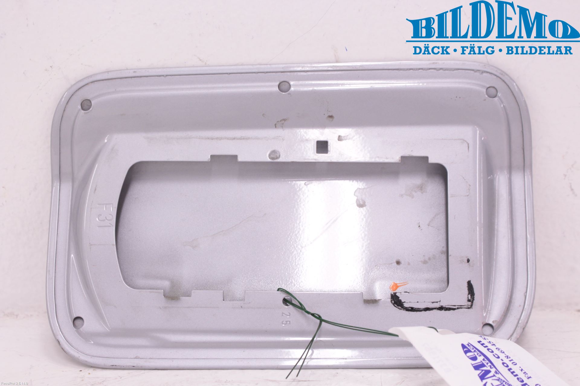 BMW 3 F30/F31/F80 12-19 Tanklucka