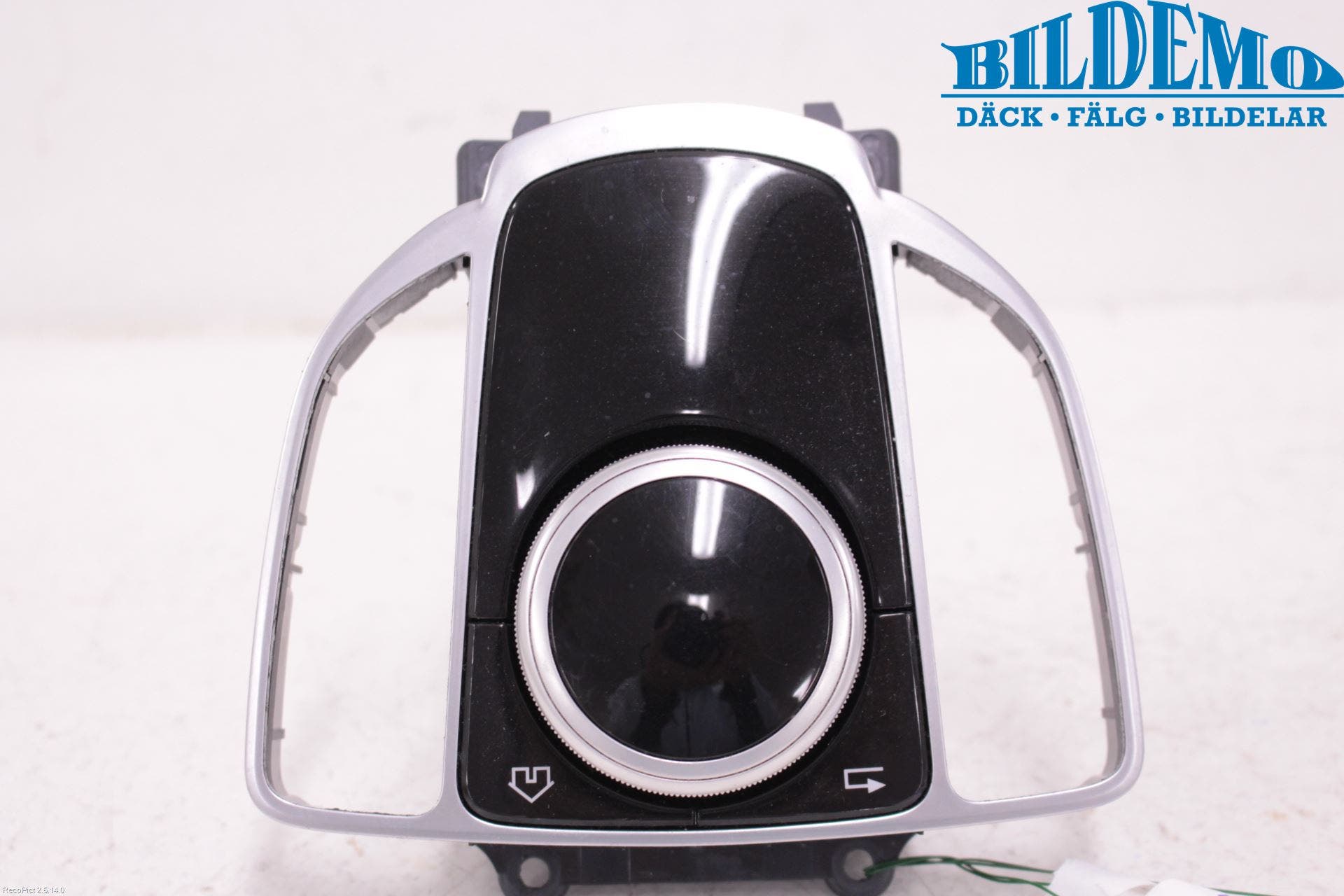 Mercedes-Benz MB E-KLASS (W213) 16-23 Strömställare Färddator