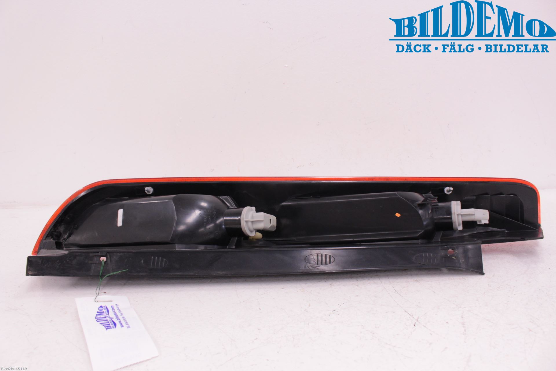 Ford FOCUS     04-07 Bakljus Höger