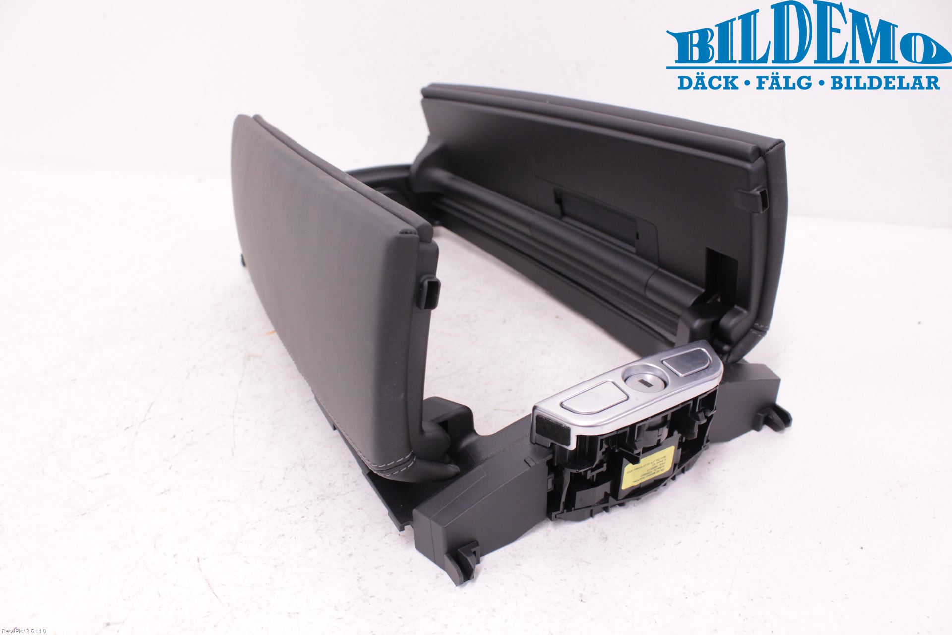 BMW 6 GRAN COUPÉ F06 12-19 Inredning Armstöd