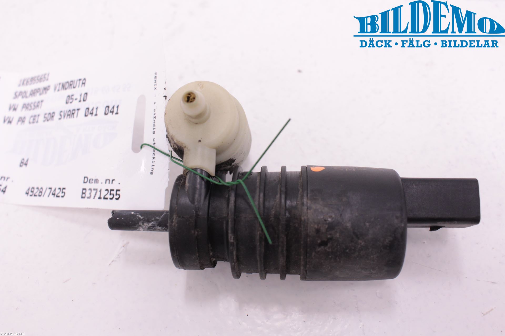 Volkswagen VW PASSAT 05-11 Spolarpump Vindruta