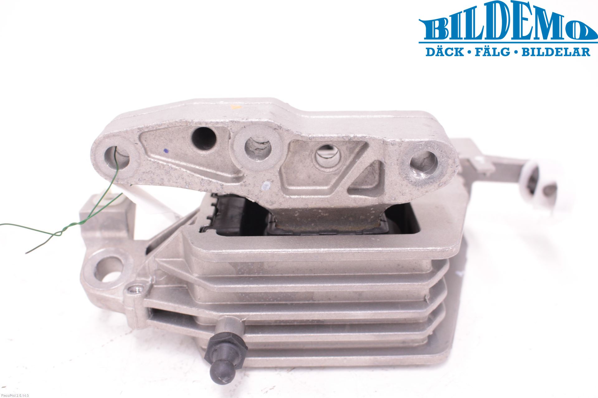 Mini COOPER CLUBMAN F54 16- Motorfäste