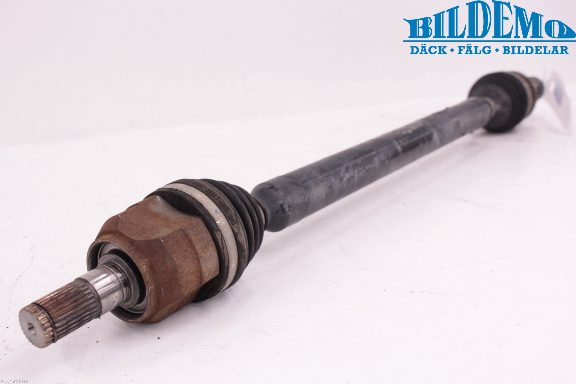 Hyundai i30 GD 13-17 Drivaxel Fram Höger