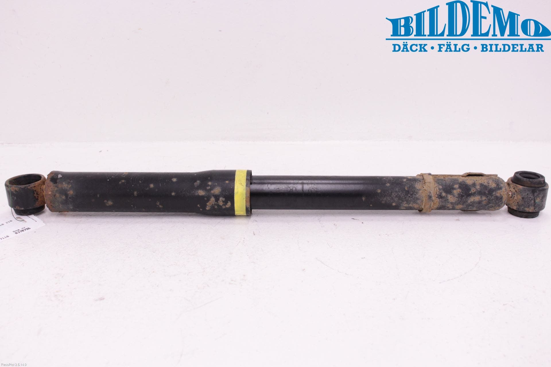 Toyota HILUX 05-16 Stötdämpare Bak