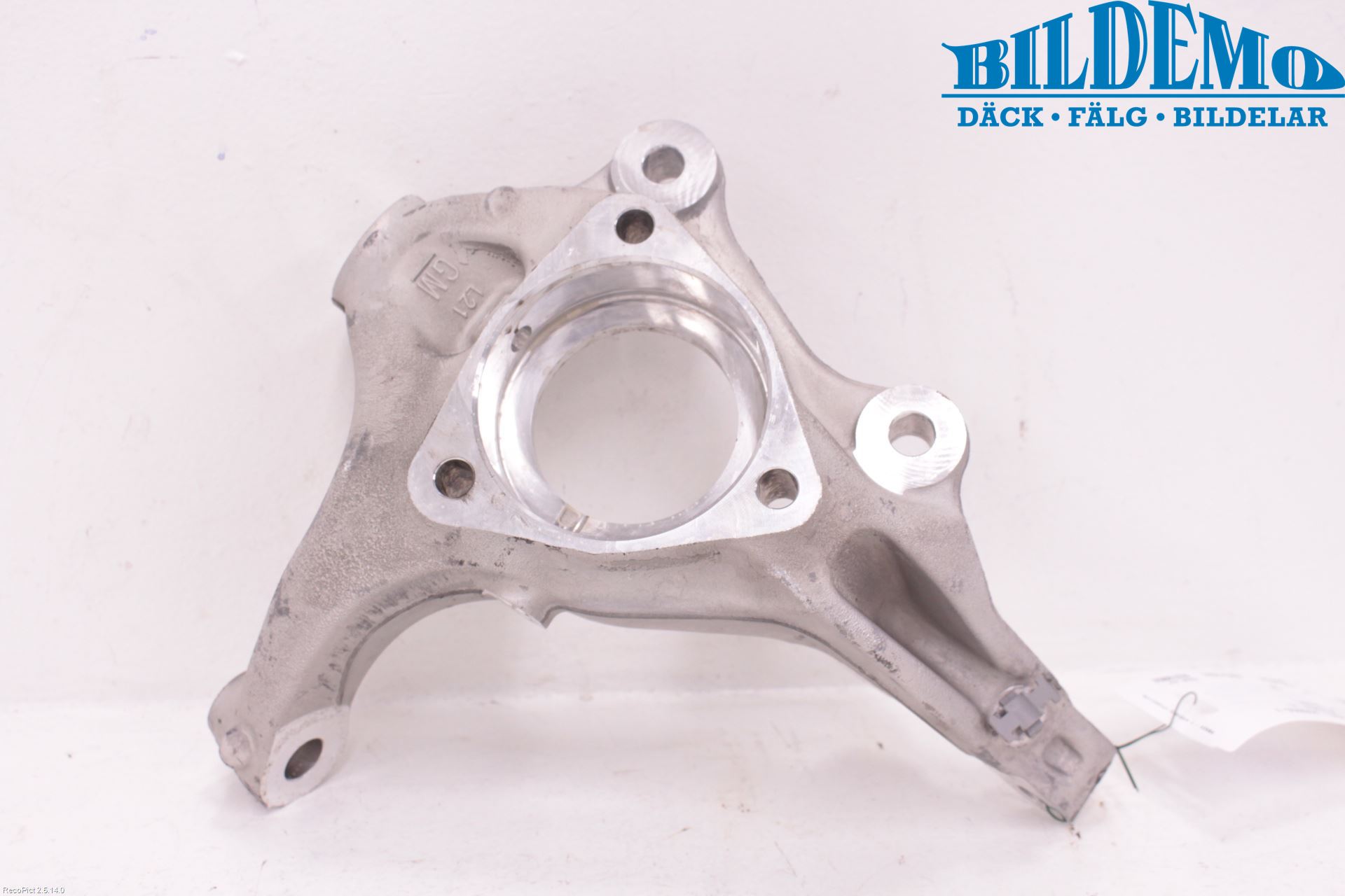 Opel INSIGNIA 17- Styrspindel Lagerhus Vä