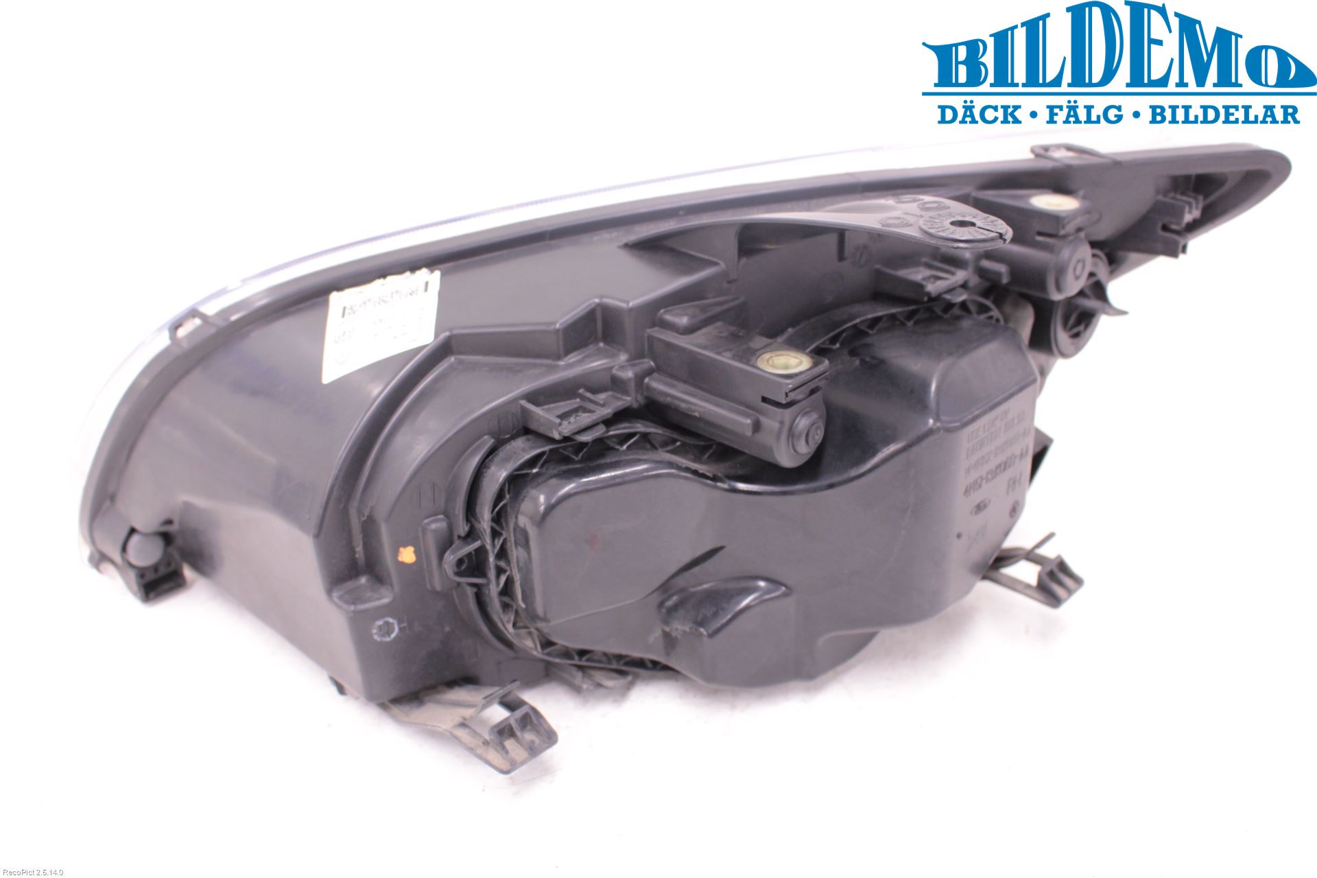 Ford FOCUS     04-07 Strålkastare Höger