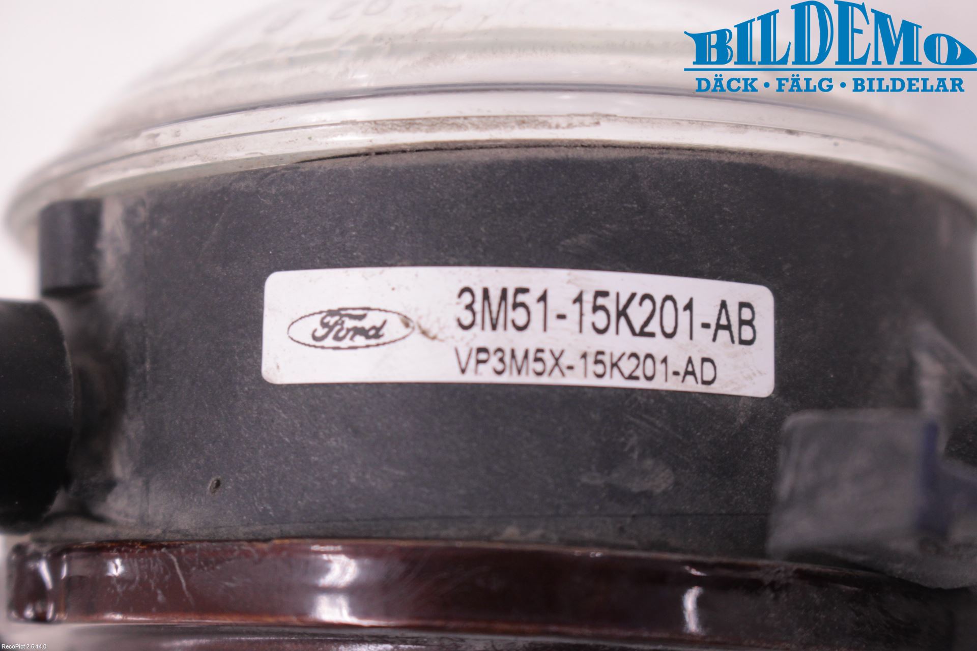 Ford FOCUS     04-07 Dimljus-Varselljus Fram