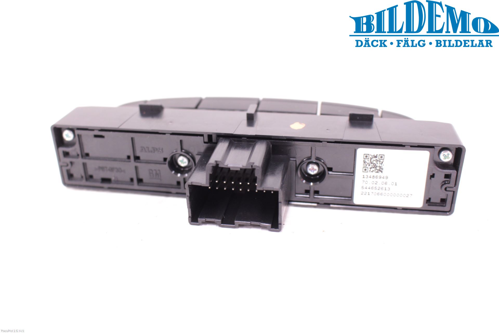 Opel INSIGNIA 17- Strömställare Övrigt