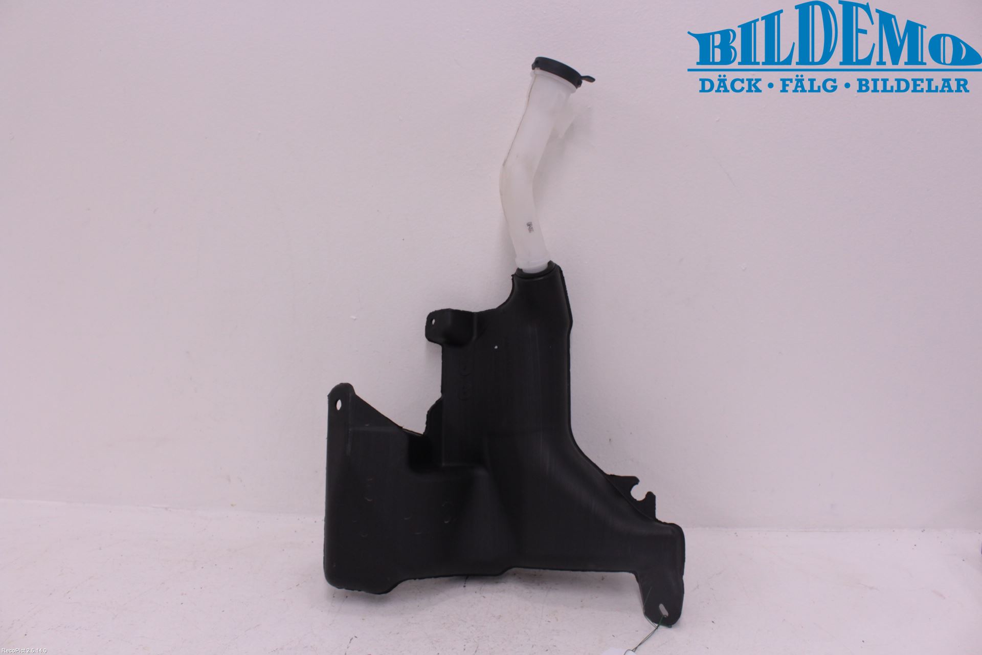 Opel INSIGNIA 17- Spolartank Vindruta