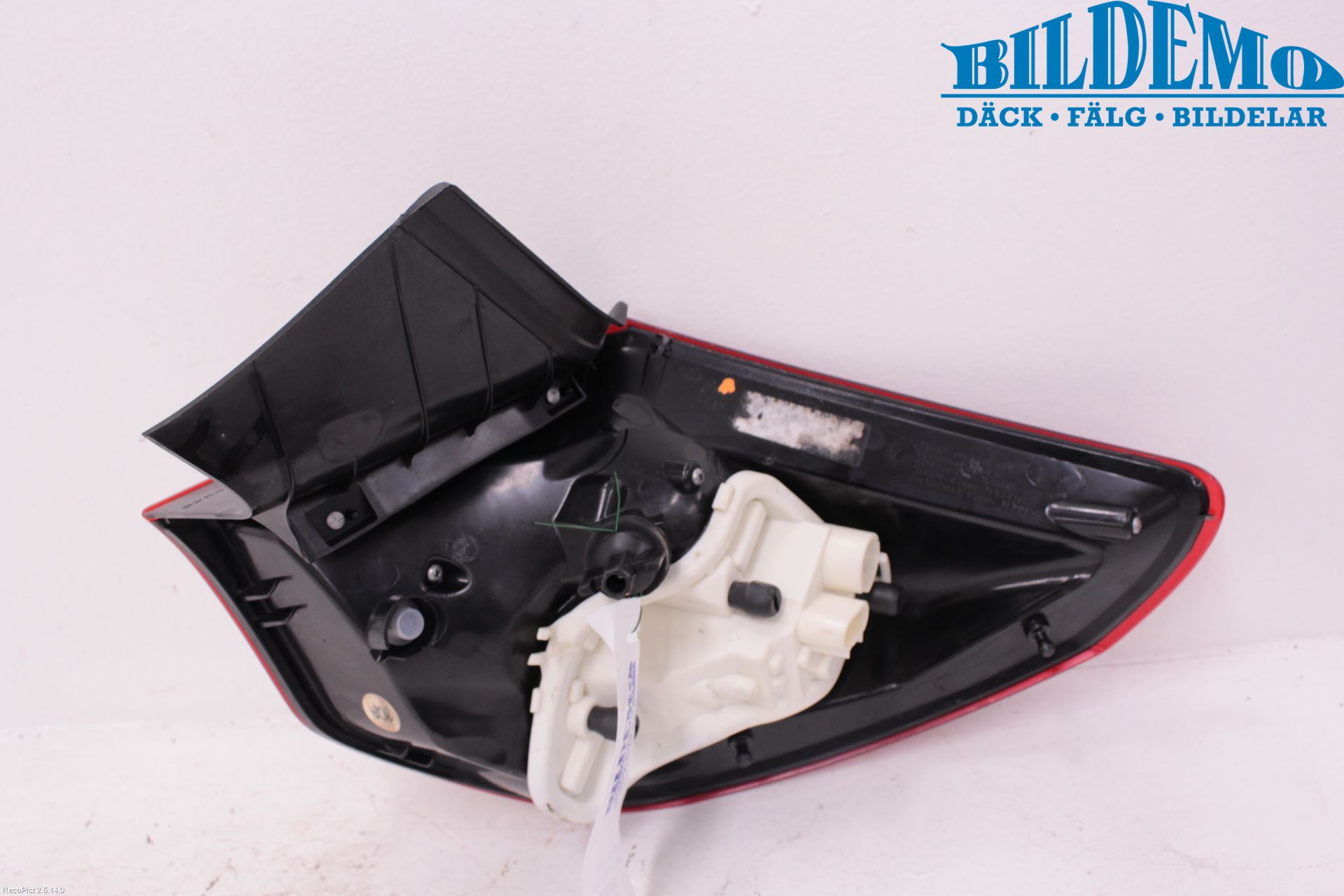 Opel ASTRA J 10-15 Bakljus Vänster