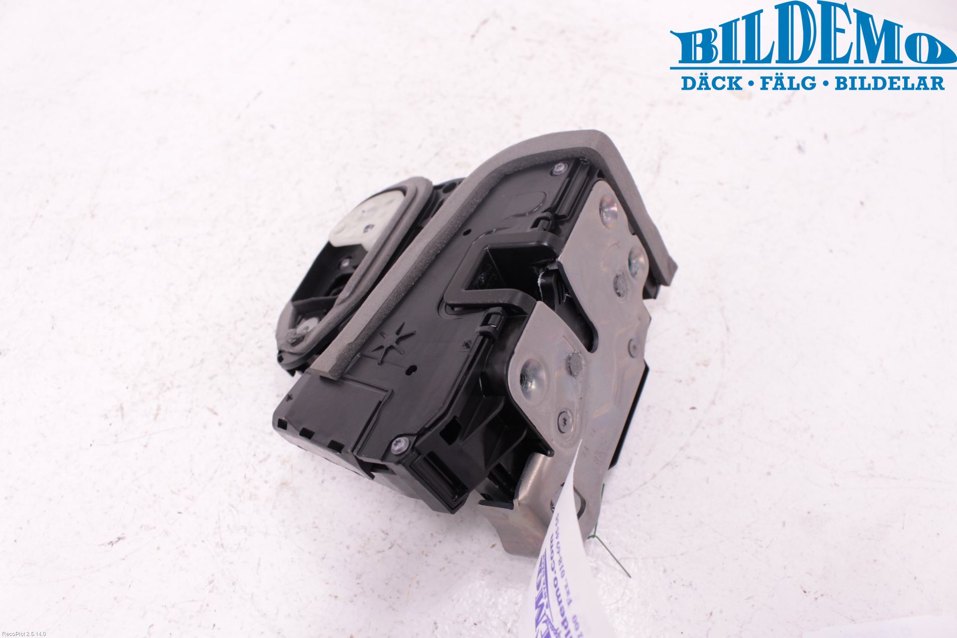 Opel INSIGNIA 17- Låskista-Dörrlås