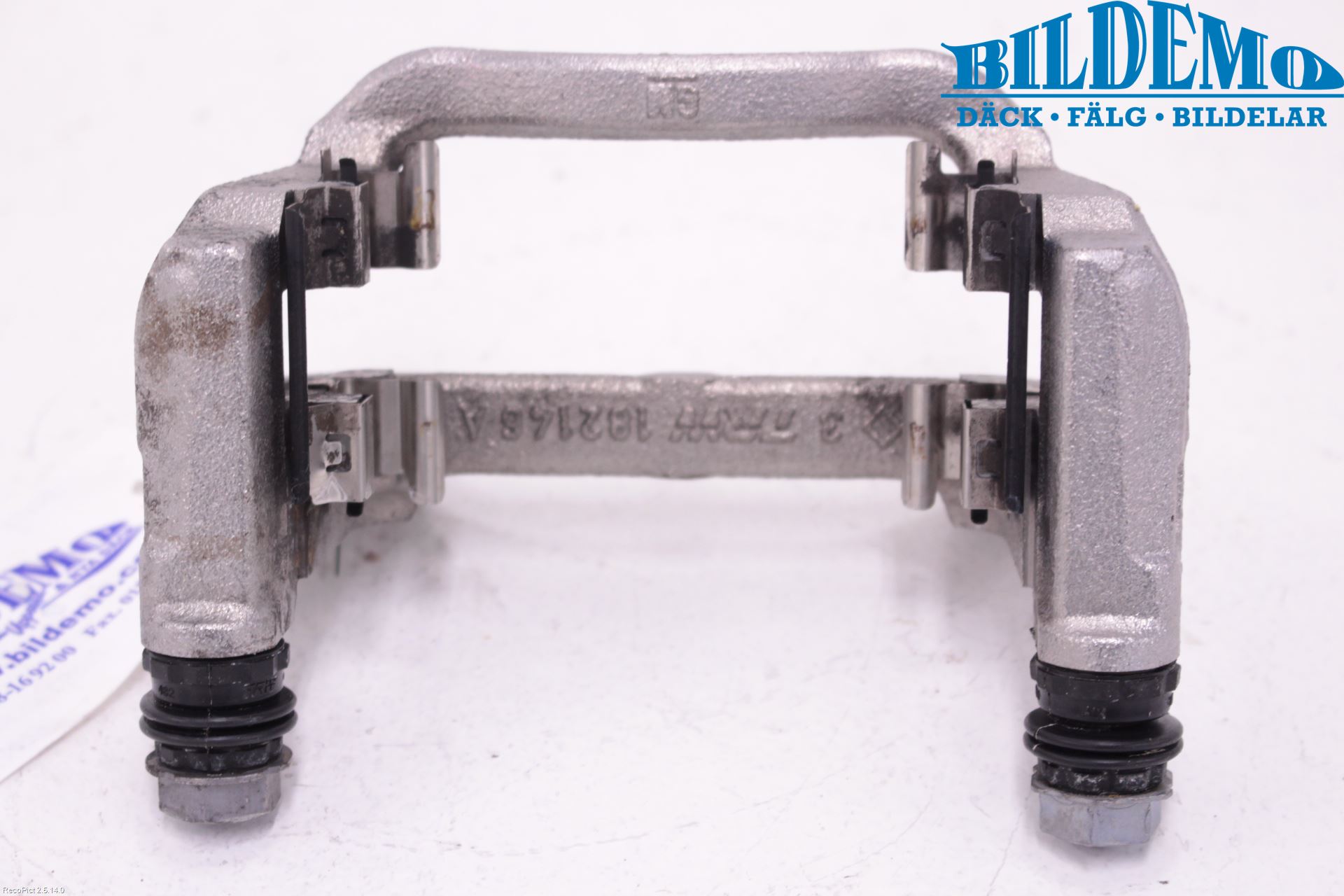 Opel INSIGNIA 17- Bromsokshållare