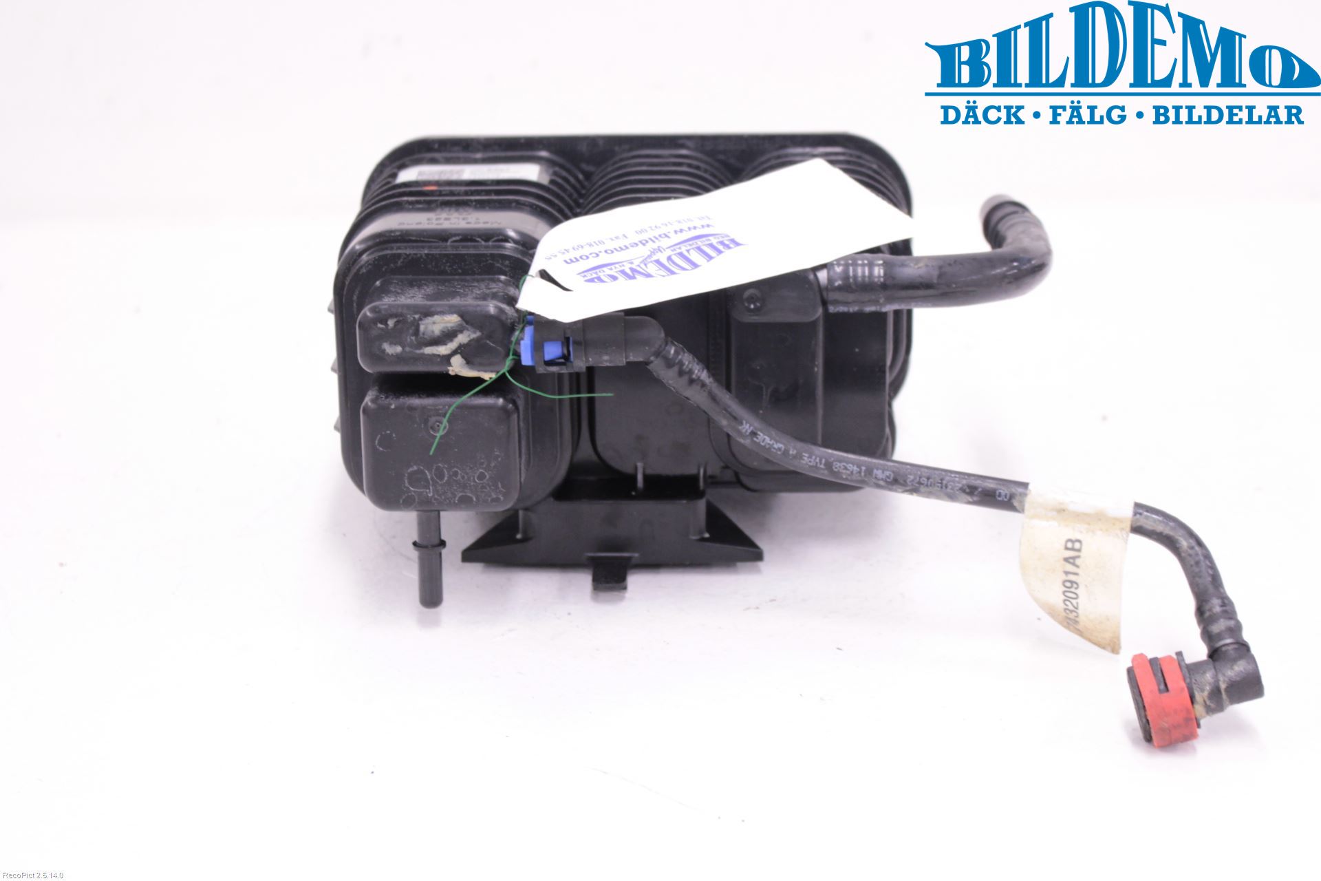 Opel INSIGNIA 17- Bränsle Kolkanister