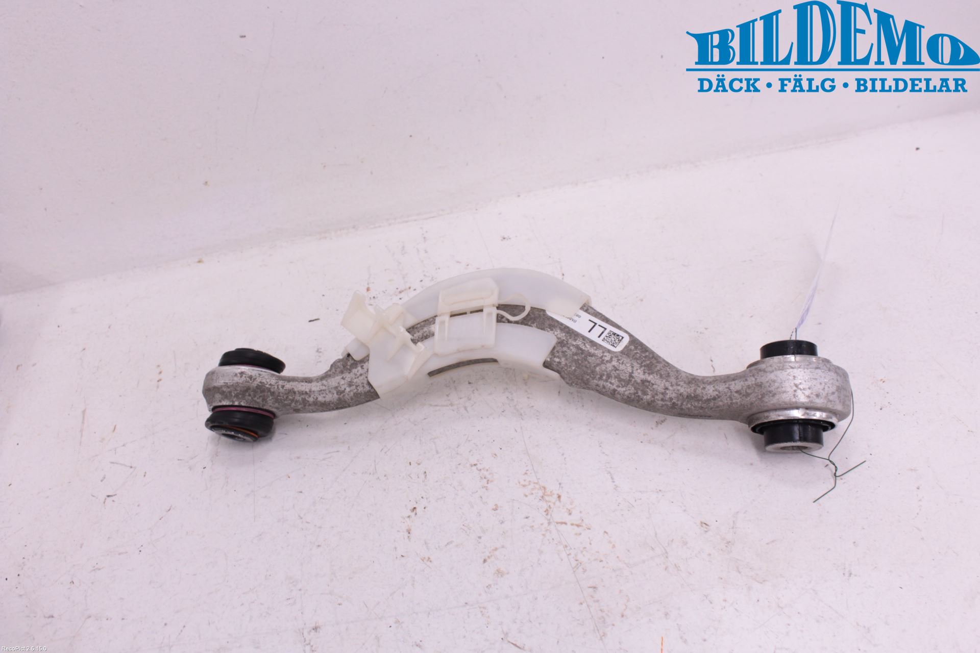 BMW 5 G30/G31/F90 17-23 Bärarm Bak Övre Vänster