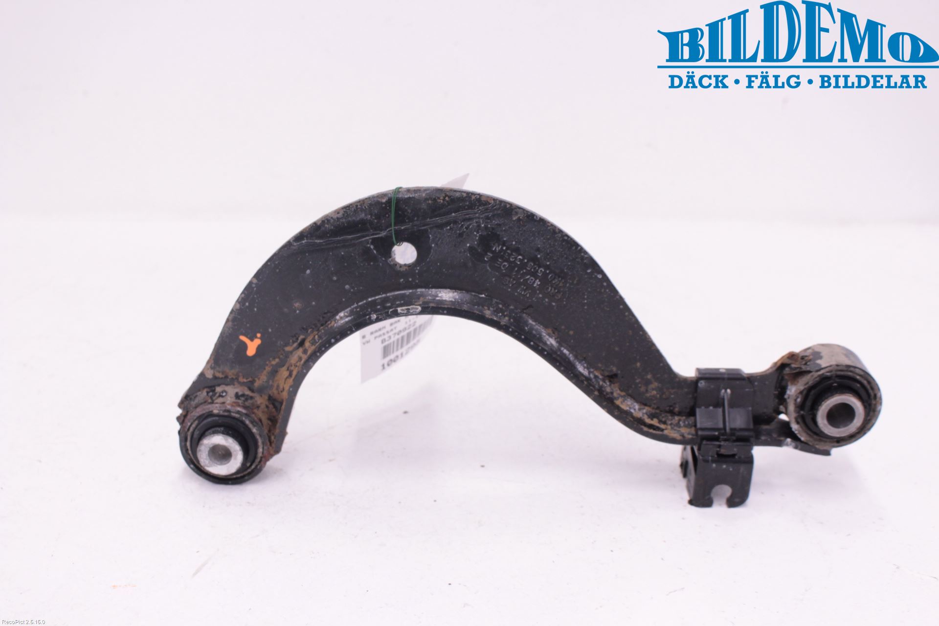 Volkswagen VW PASSAT 11-14 Bärarm Bak Höger