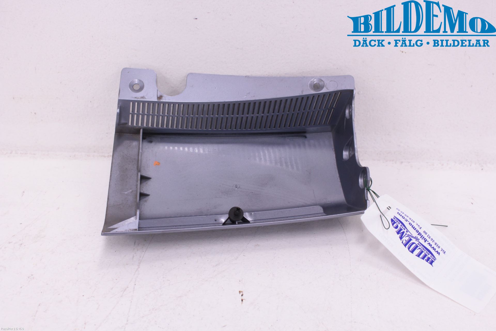 Opel MERIVA A   03-10 Bakljussarg