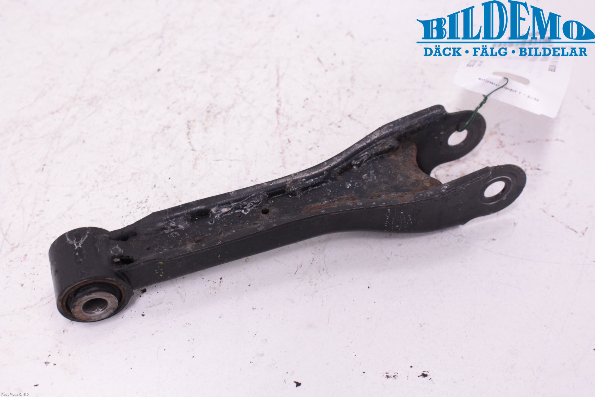 Nissan SKYLINE Bärarm Bak Övre Vänster