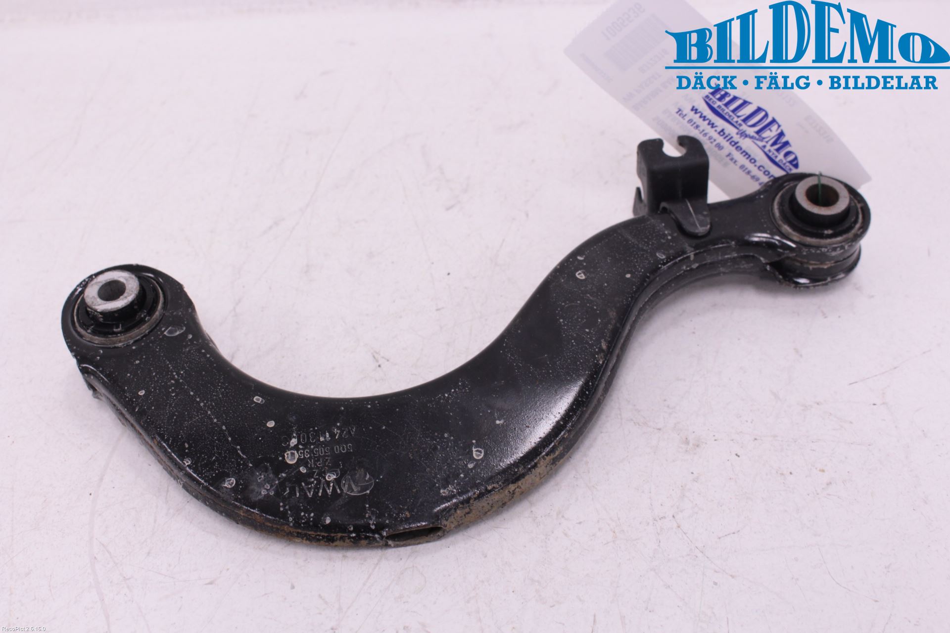 Volkswagen VW PASSAT 11-14 Bärarm Bak Höger