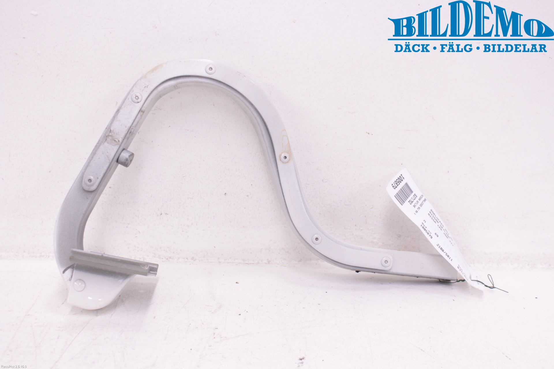 Nissan SKYLINE Bakluckegångjärn Vä