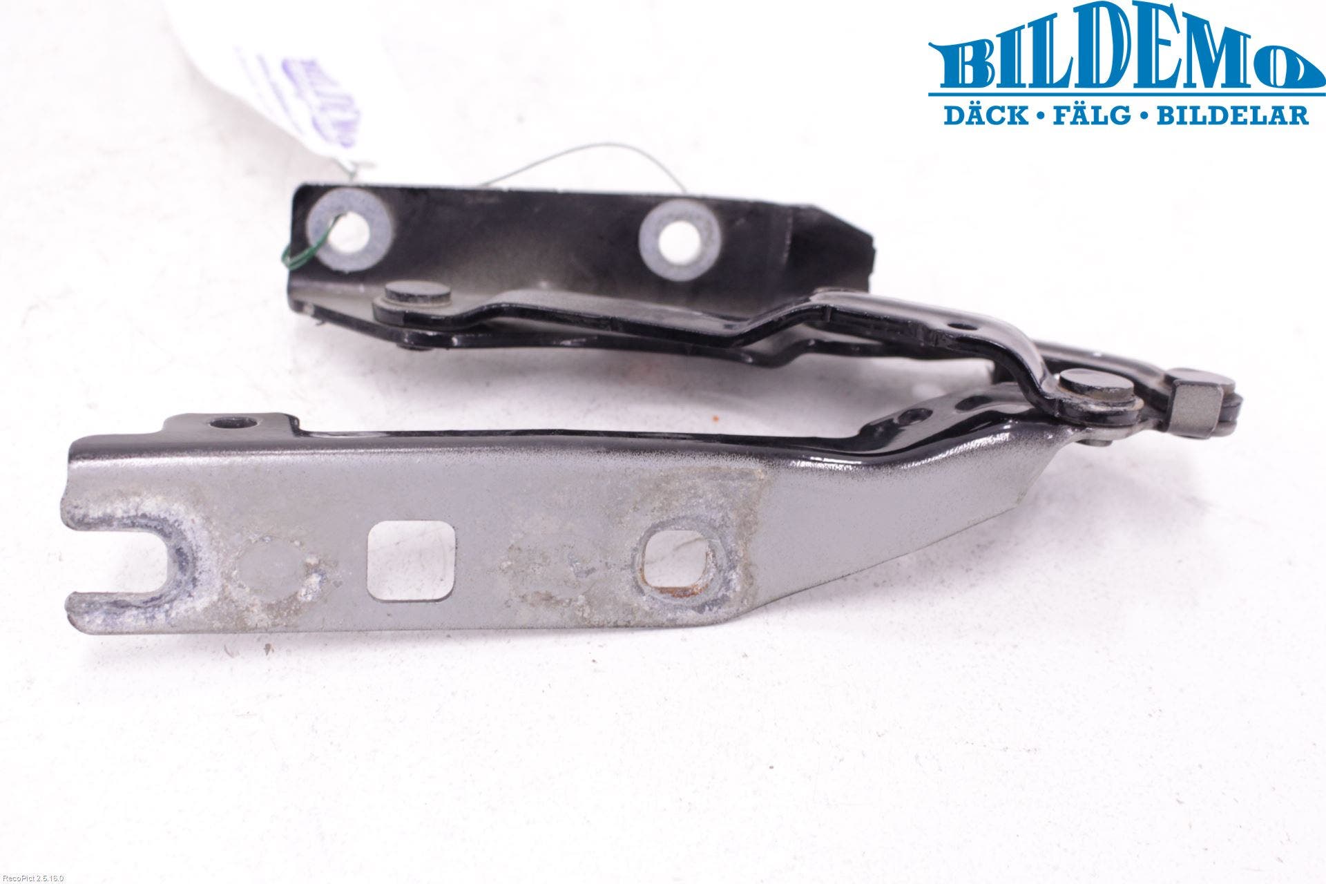 Volkswagen VW GOLF VI 09-13 Huvgångjärn