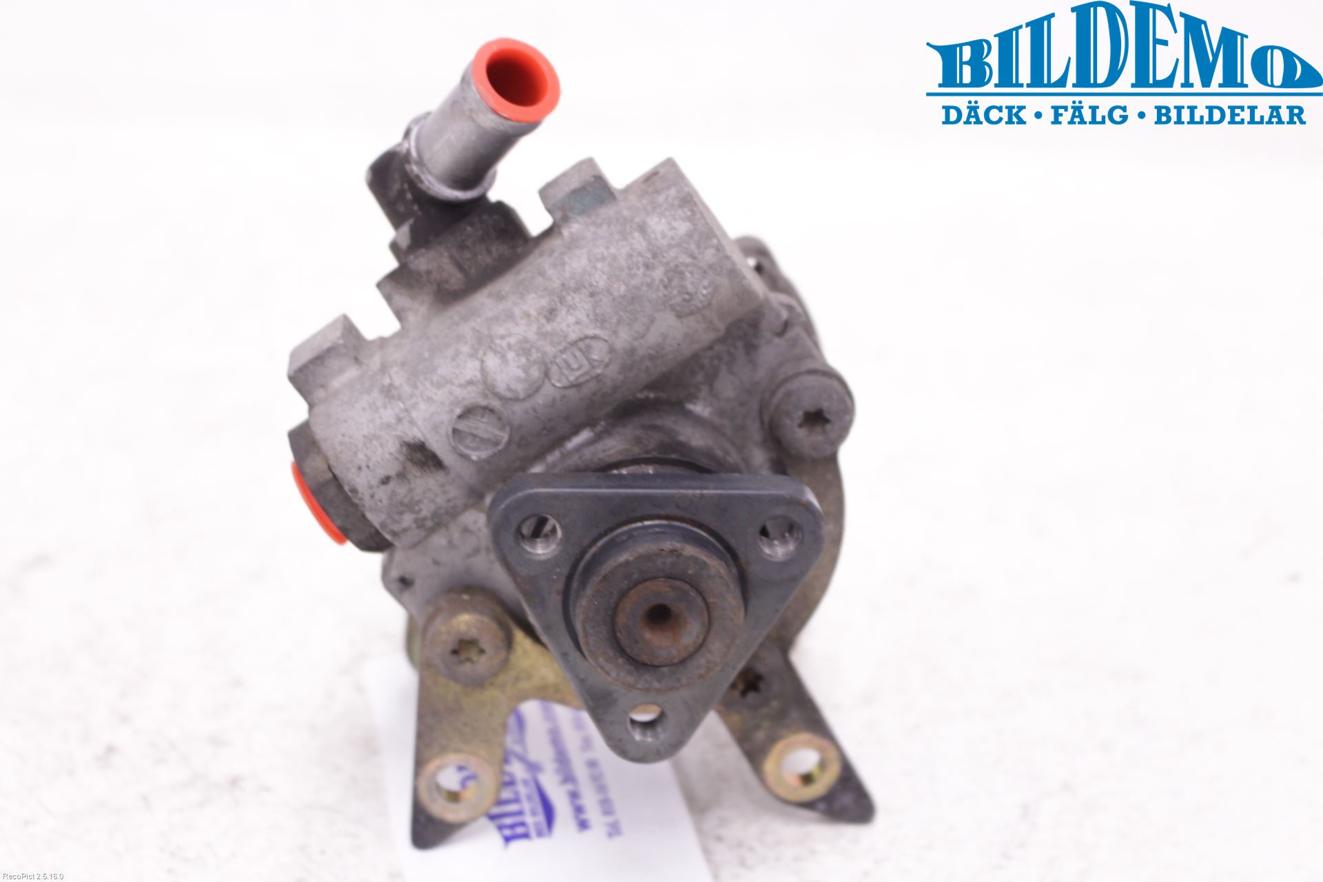 BMW 3 E36      91-00 Styrservopump