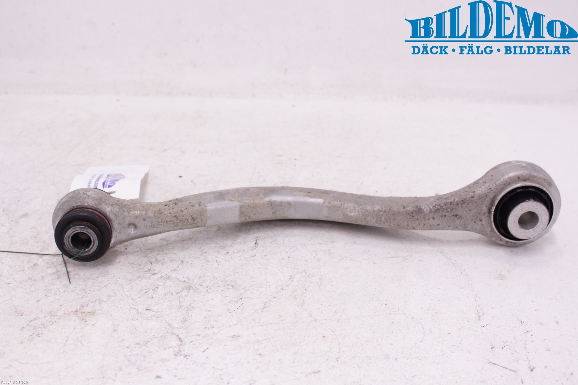 BMW 5 G30/G31/F90 17-23 Bärarm Bak Övre Vänster