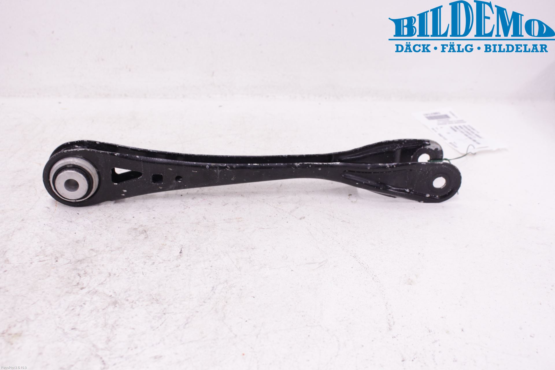 BMW 5 G30/G31/F90 17-23 Bärarm Bak Höger
