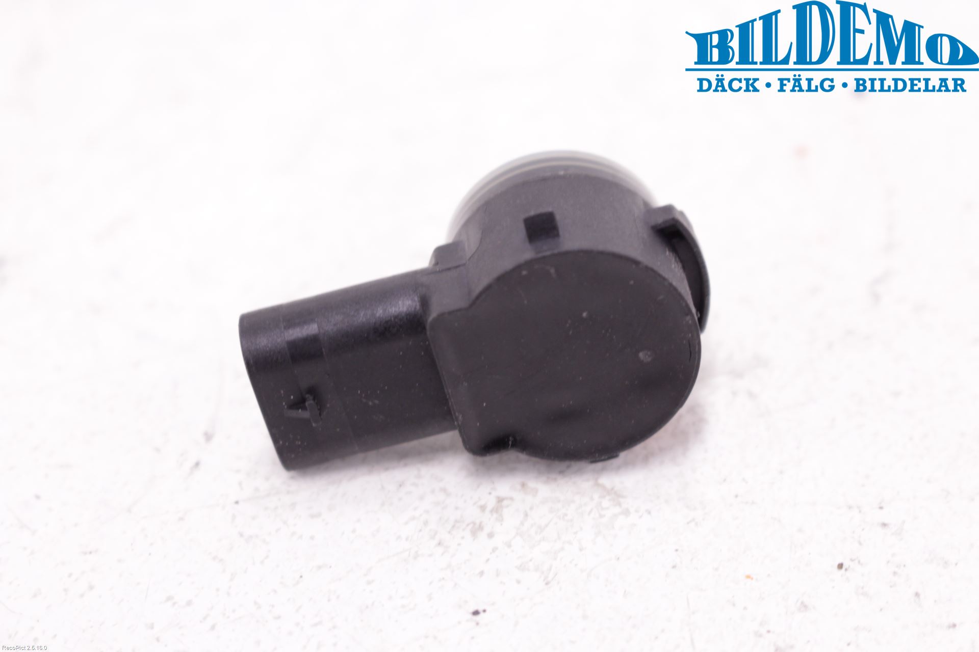 BMW 7 G11/G12 15-22 Parkeringshjälp Frontsensor