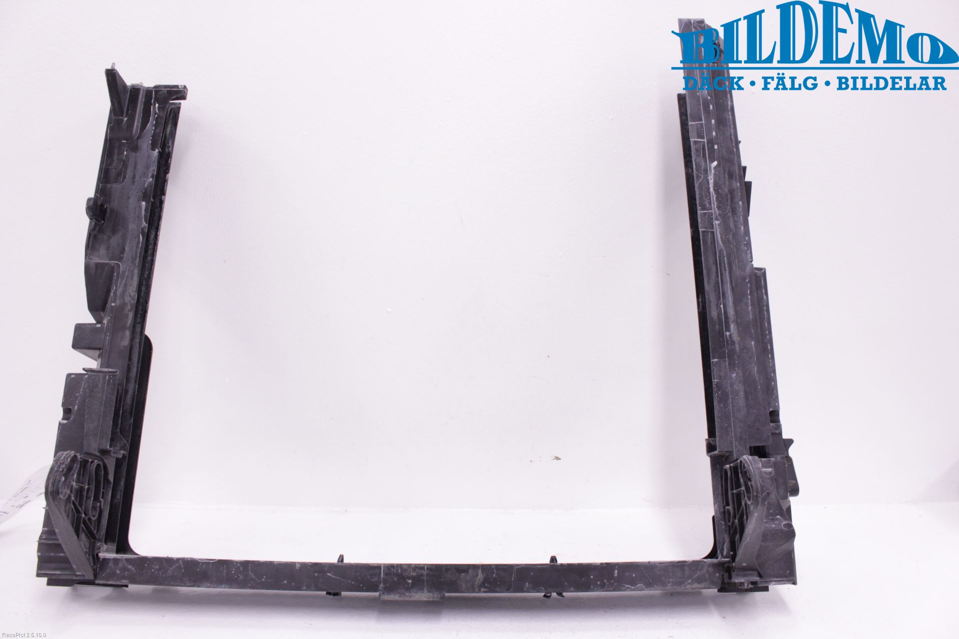 BMW X5 E70 07-13 Kylarfäste-Ram-Balk