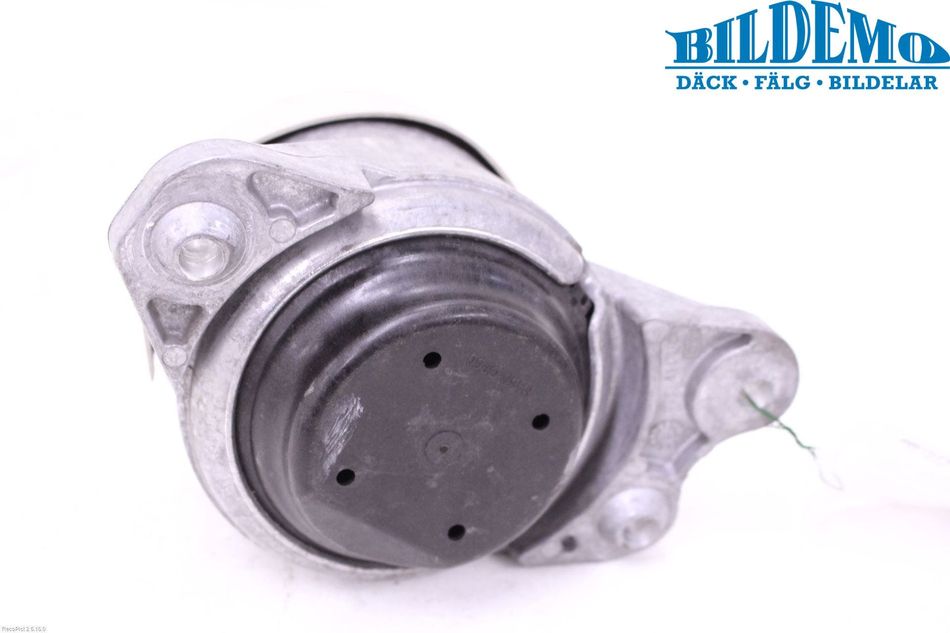 Mercedes-Benz MB C-KLASS (W205) 14-21 Motorkudde