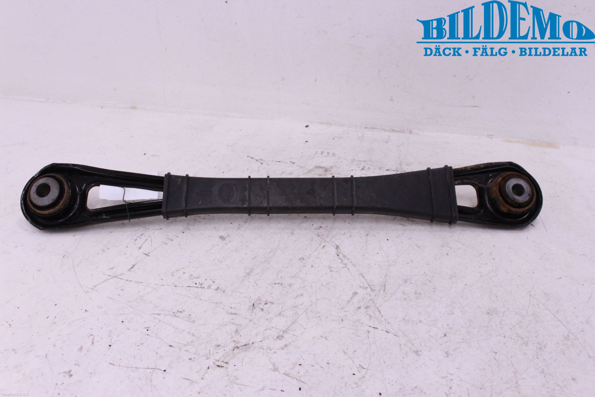 Audi Q7/SQ7 Bärarm Bak Vänster