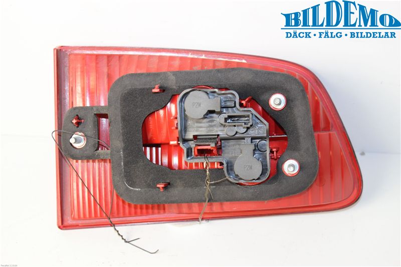 Saab 9-5     06-10 Bakljus Lucka Hö