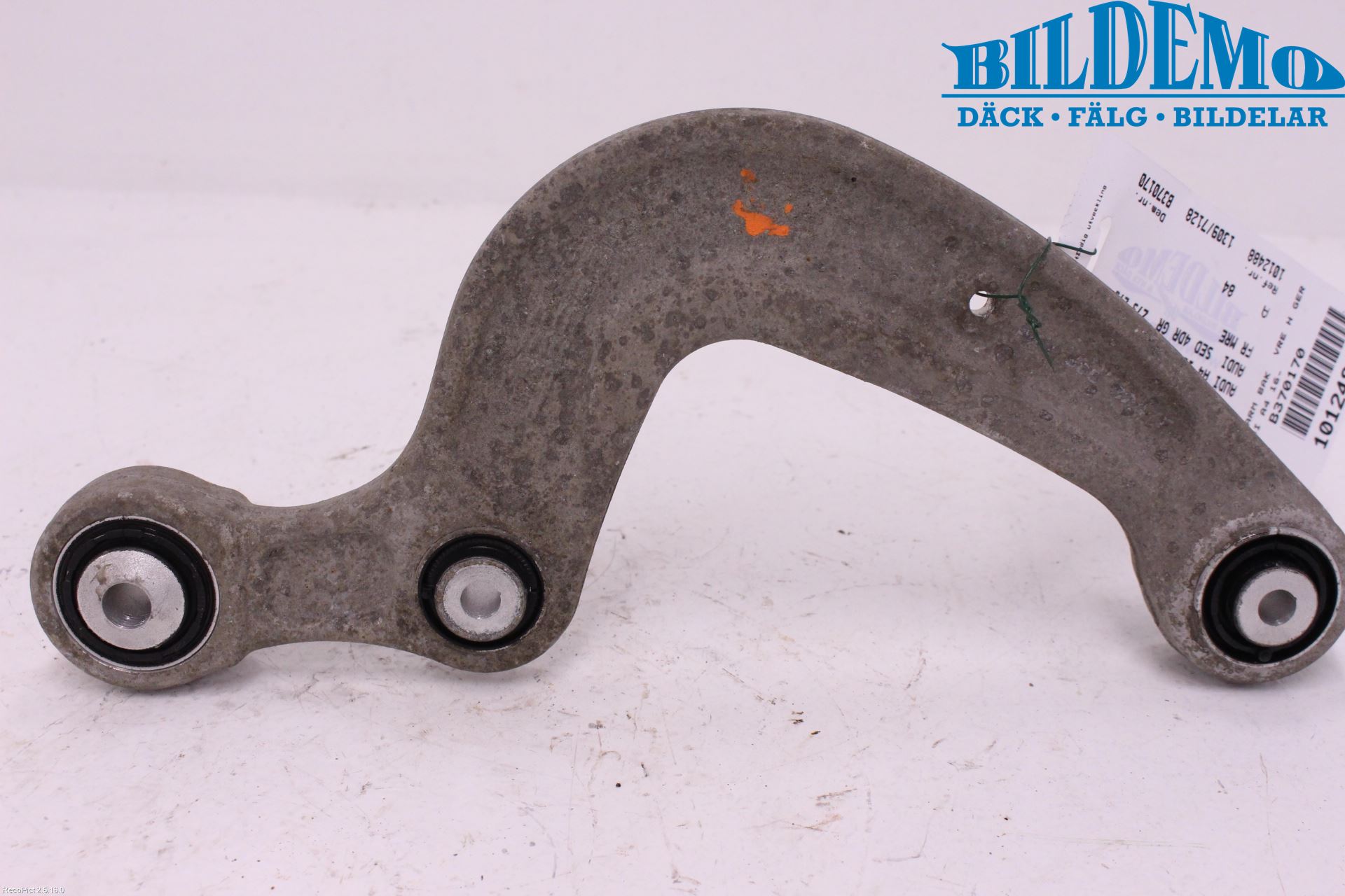 Audi A4/S4 B9 16-19 Bärarm Bak Övre Höger