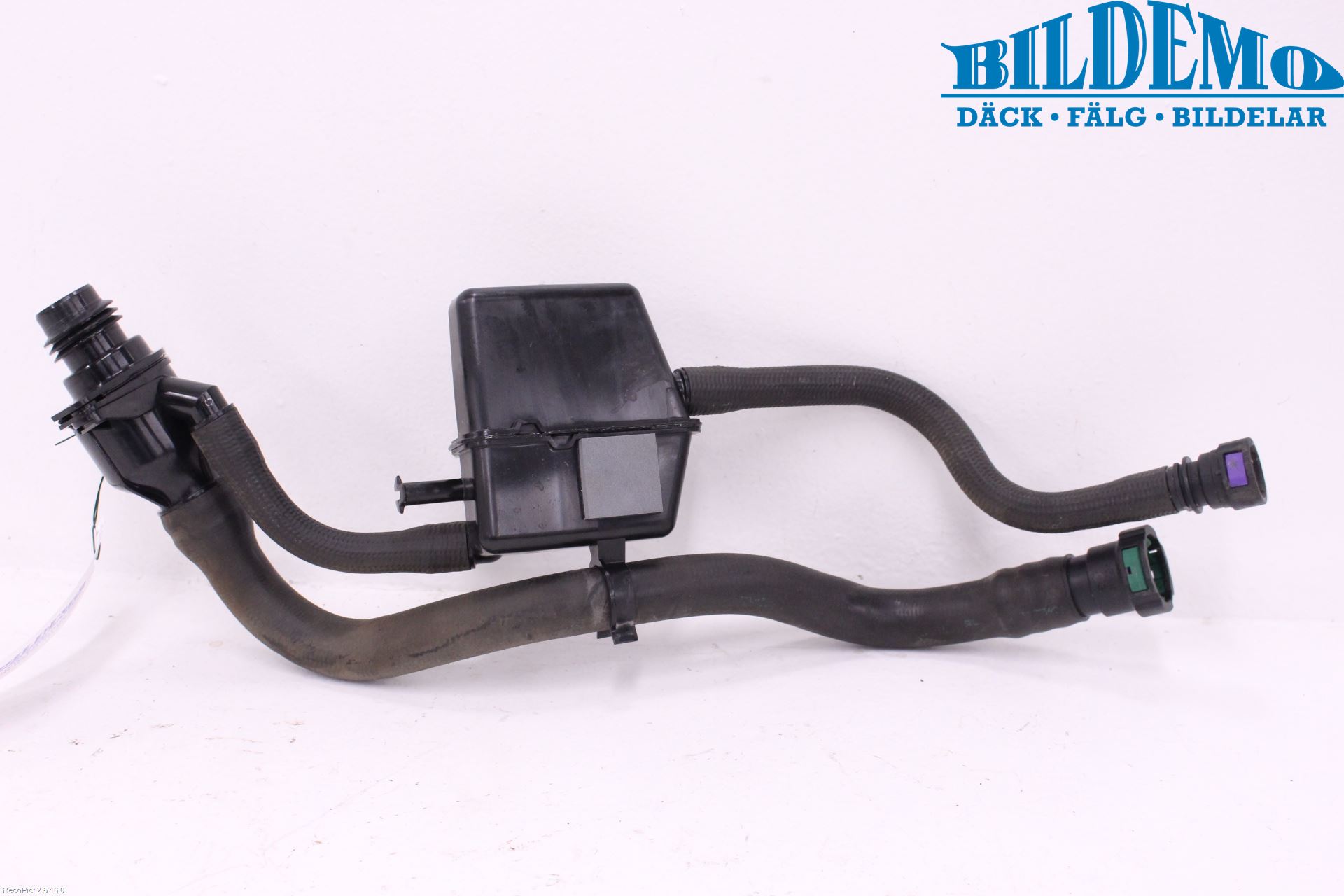 Audi A4/S4 B9 16-19 Bränslepåfyllnrör-Slang