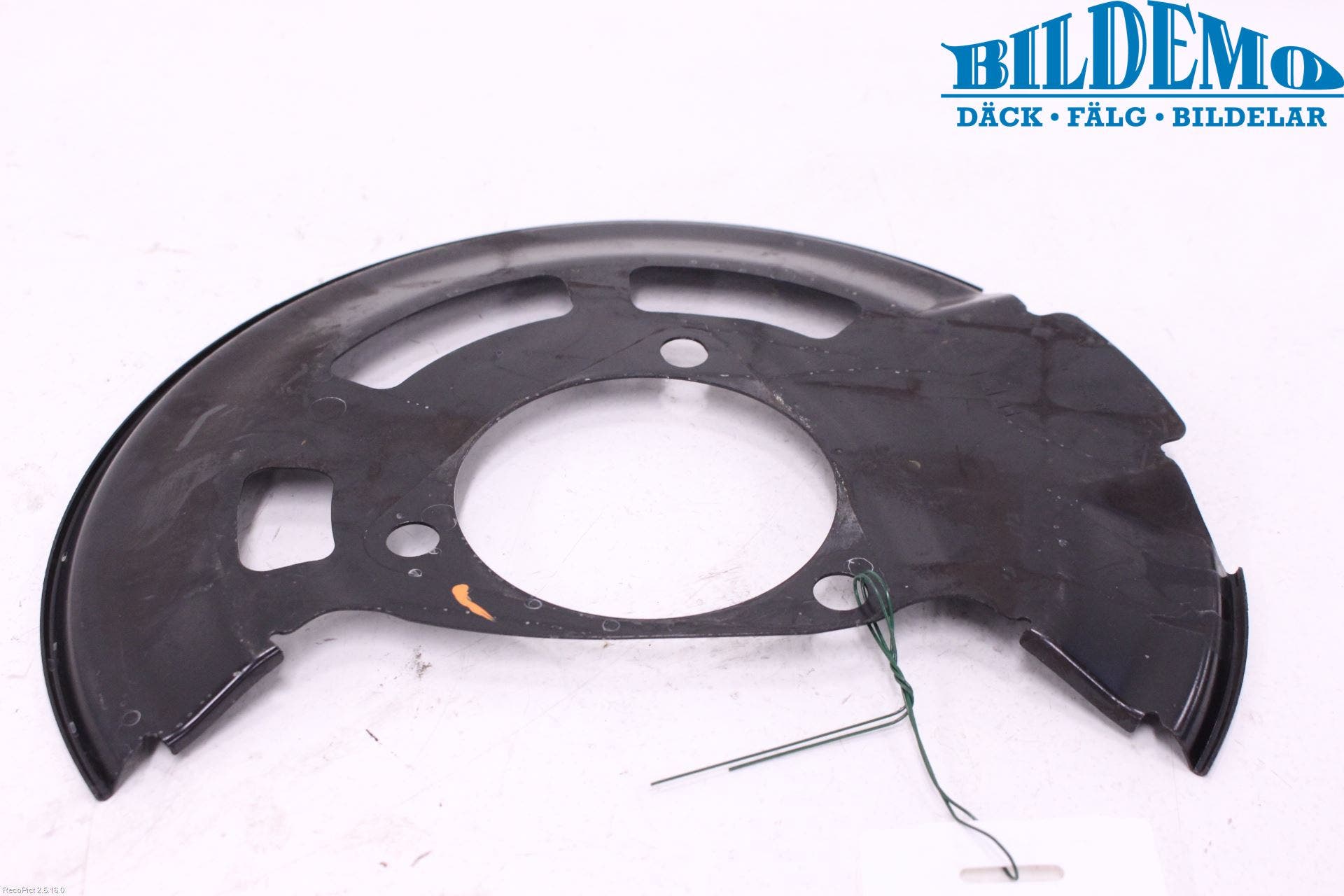 Opel ASTRA K 16-22 Bromssköld Fram