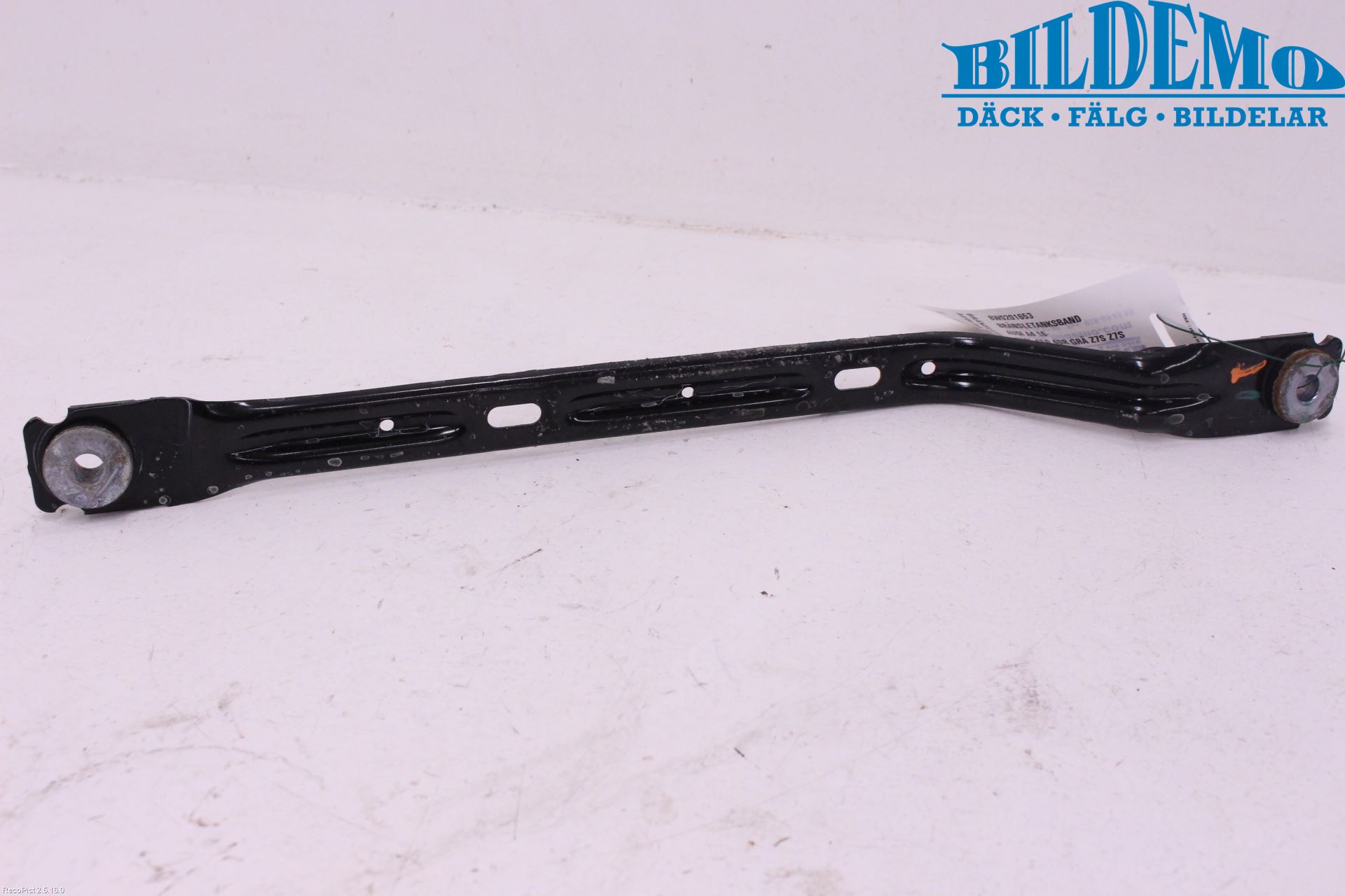 Audi A4/S4 B9 16-19 Bränsletanksband