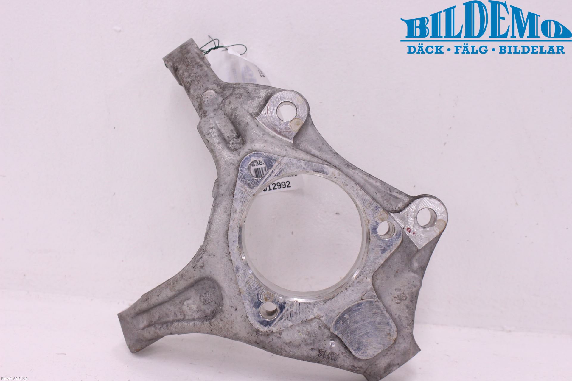 Opel ASTRA K 16-22 Styrspindel Lagerhus Hö