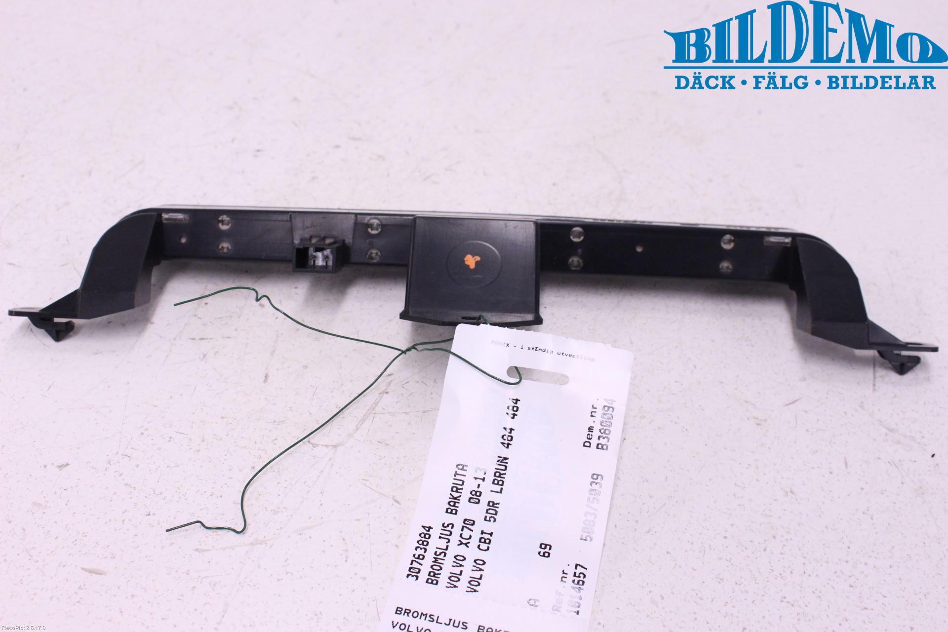 Volvo XC70 08-13 Bromsljus Bakruta