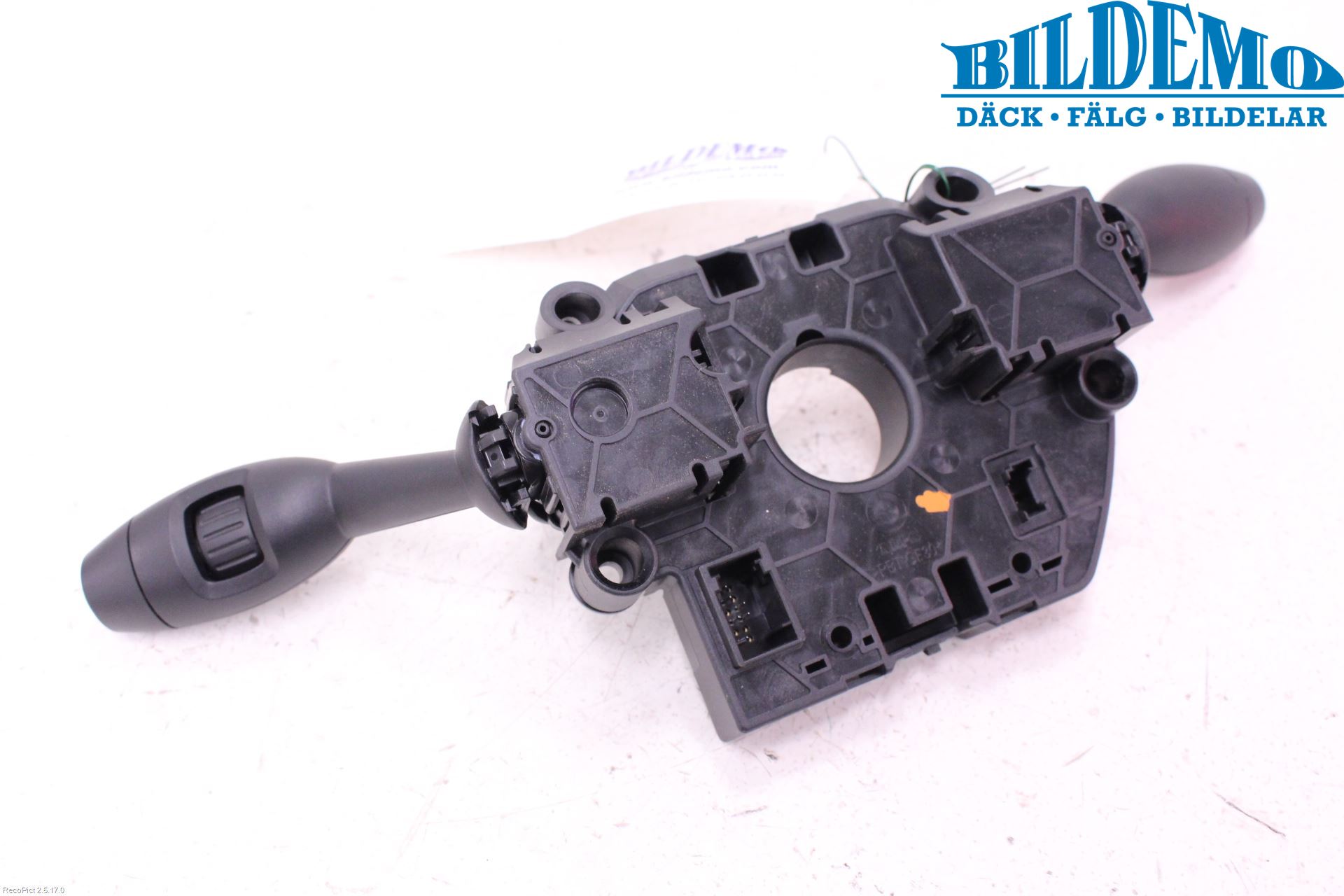 Mini ONE/COOPER 3DR F56 14-24 Spakcentral