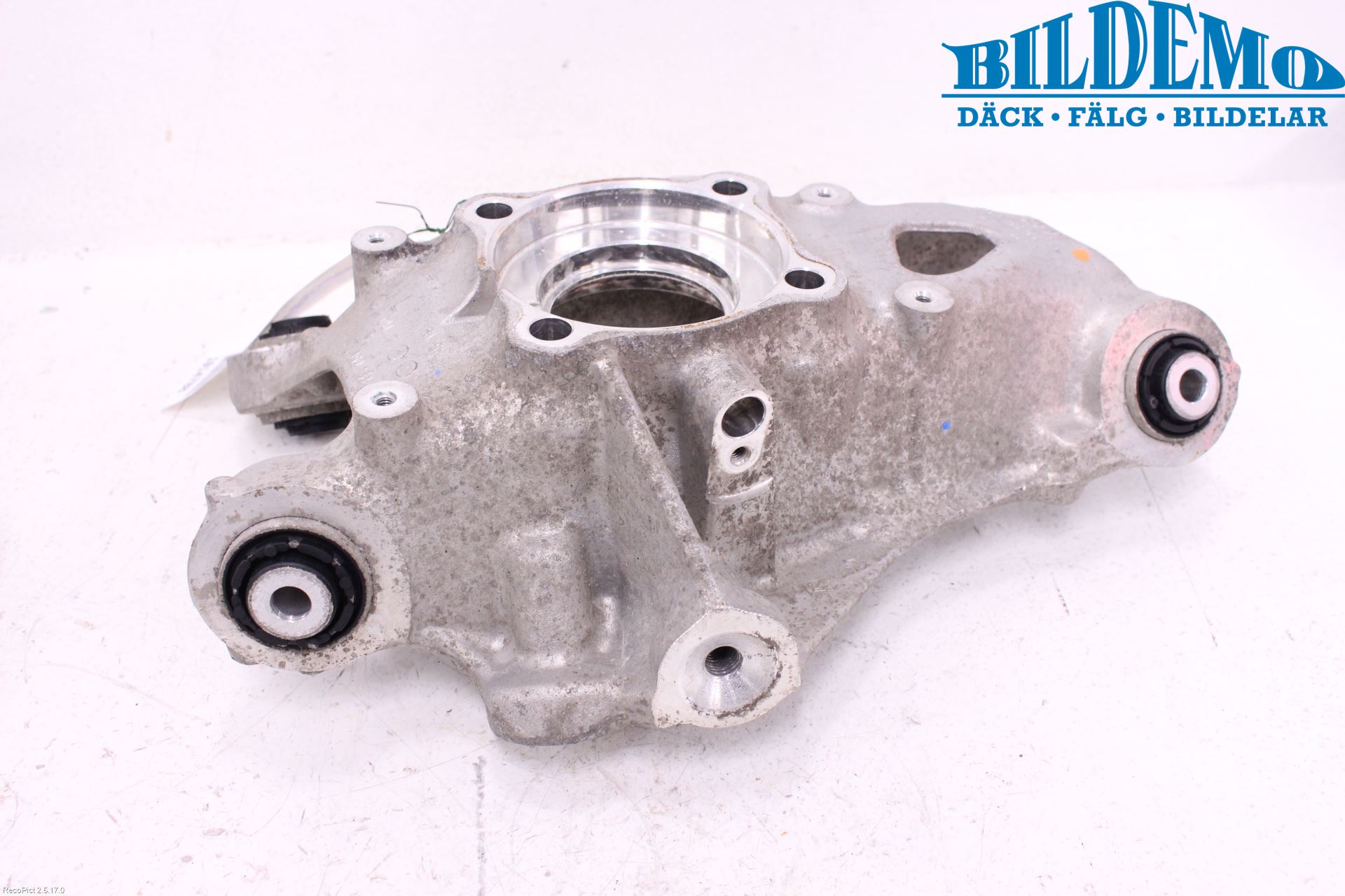 BMW i3 I01 13-22 Hjullagerhus-Spindel Vä B