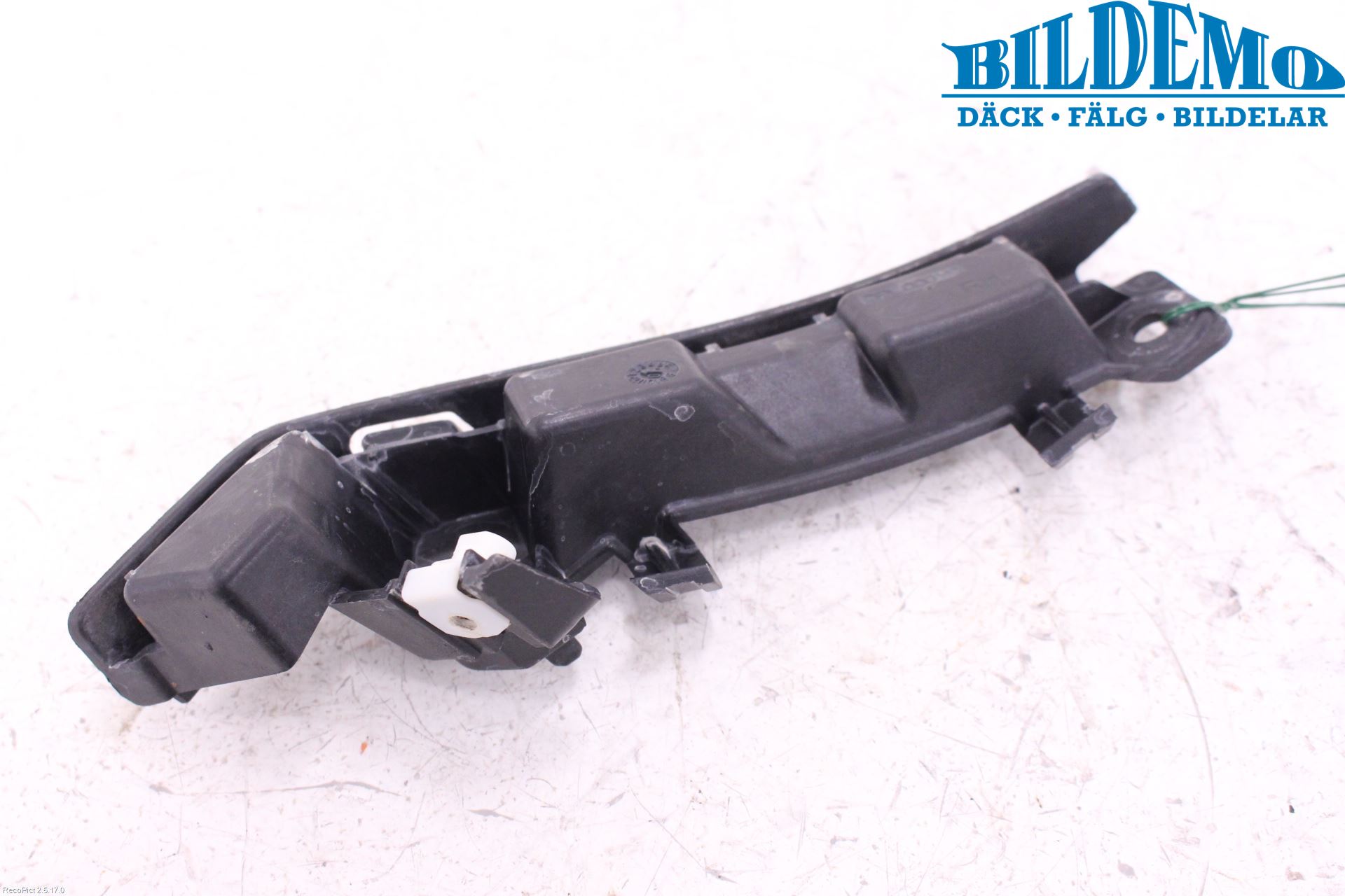 Landrover RANGE ROVER SPORT (L320) 05-09 Stötfångarfäste Fram Hö