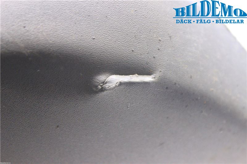 Opel VIVARO 01-14 Skärm Hörn Utfyllnad Bak